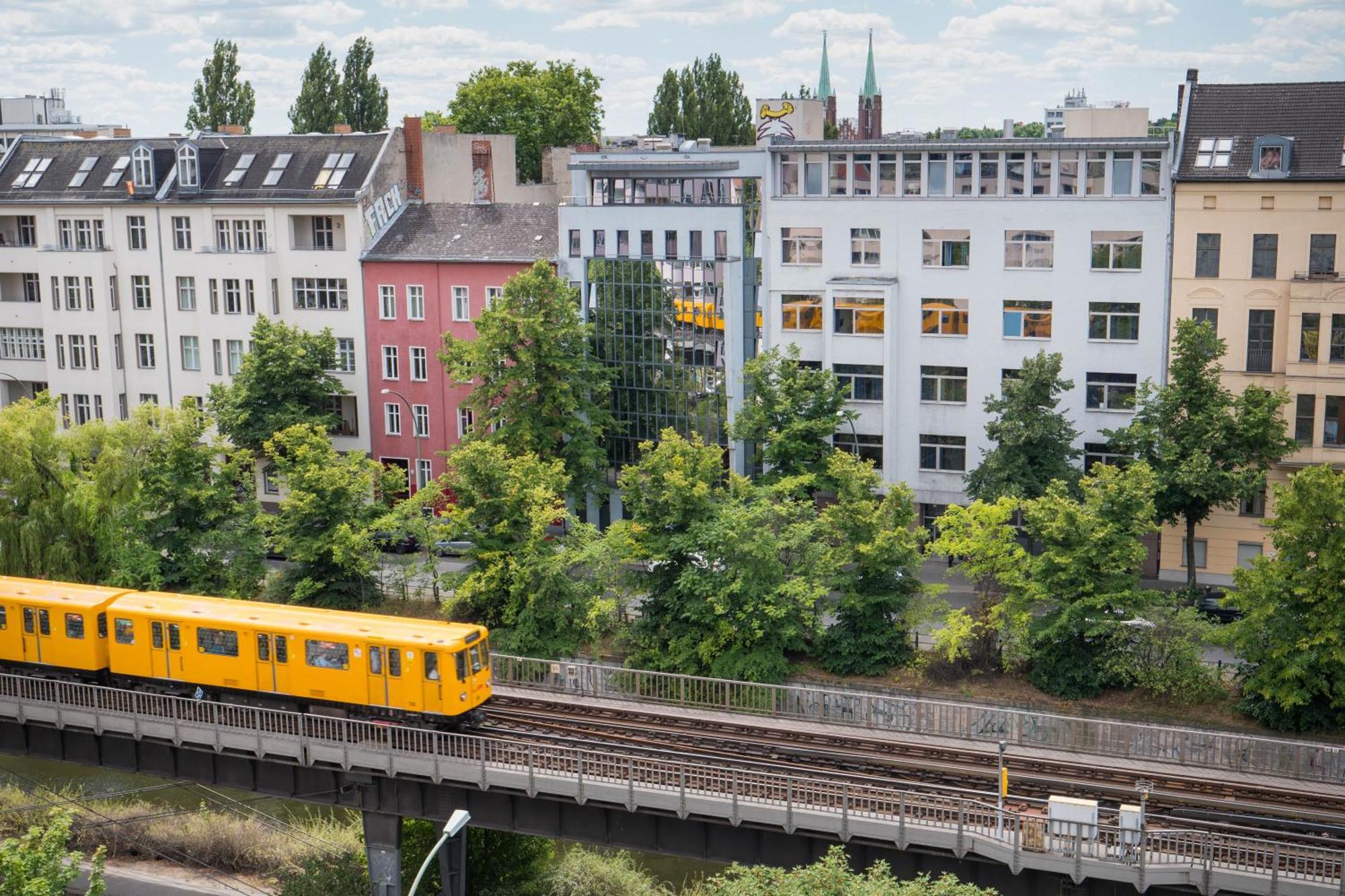 Acama & Kreuzberg
