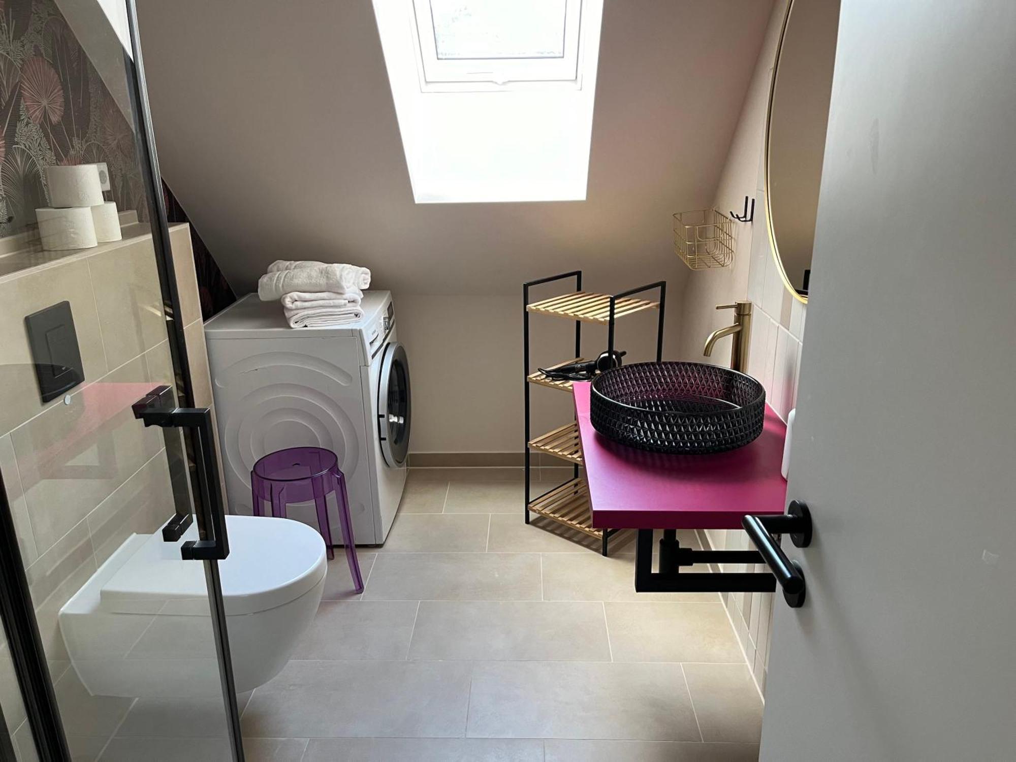Quiet&cozy Perfect For Groups & Families & Business Trips, Near Ber Airport