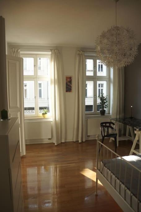 Bright & Lovely Centre * Berlin