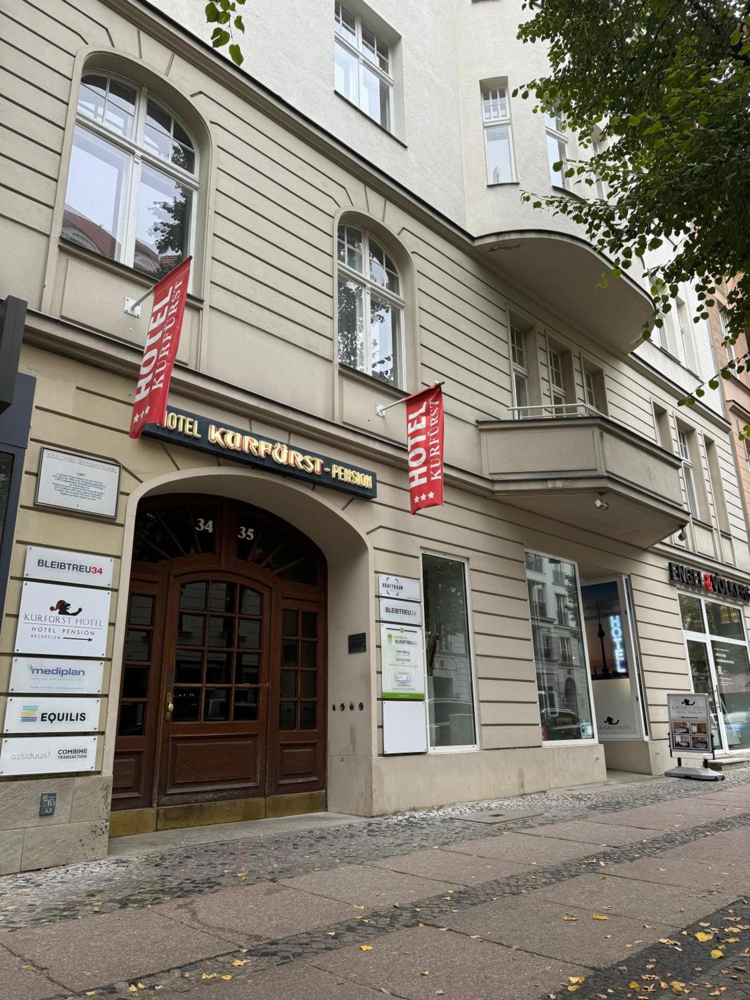 Hotel Kurfuerst Am Kurfuerstendamm 3*