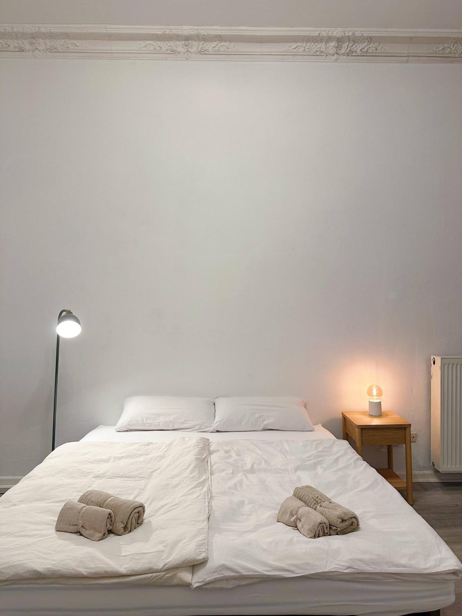 In Shared In Berlin-kreuzberg Apartment