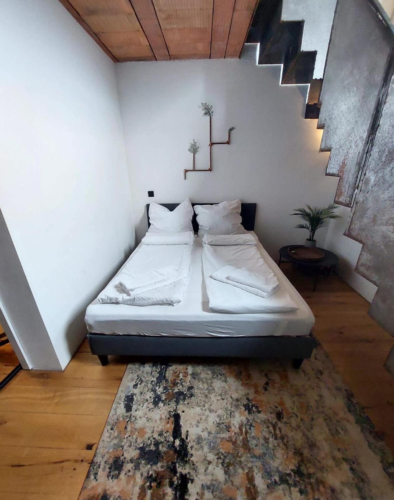 Apartment Coolest In Berlin, Easy Check-in, Industrial Style, Near Center - Maisonette #2