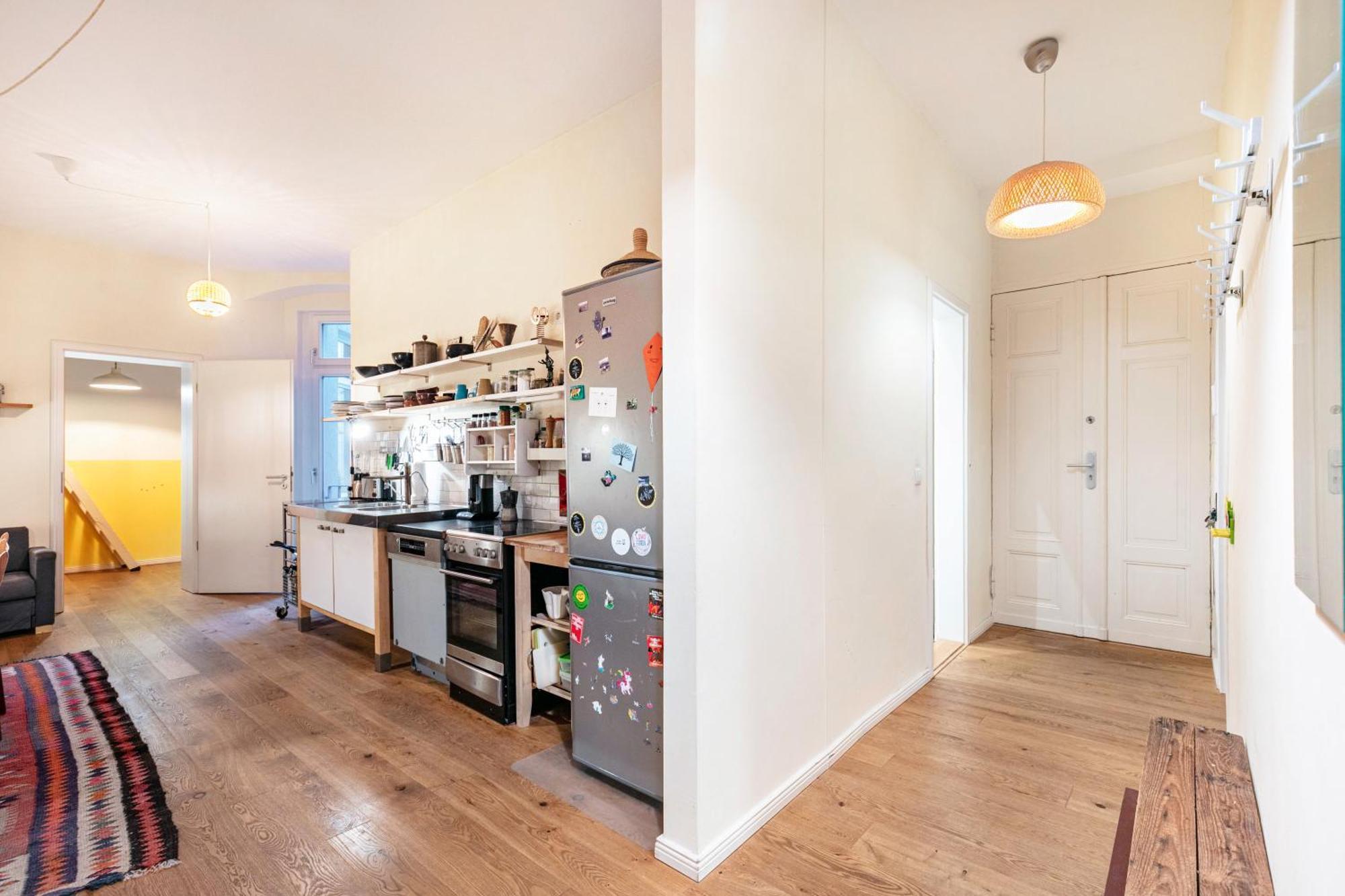 Apartment Schoene Dreizimmerwohnung *