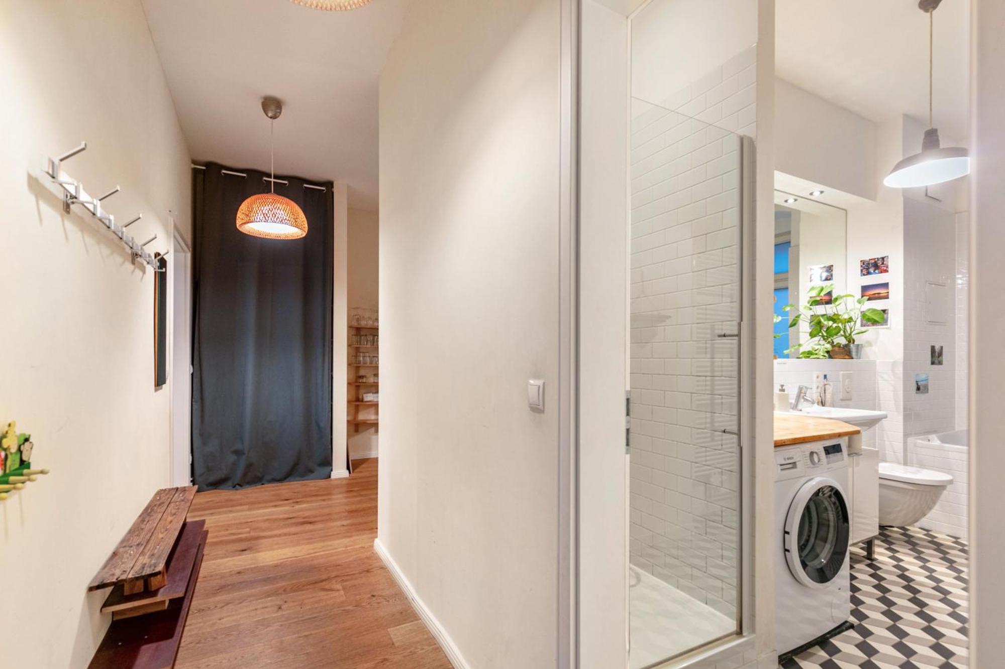 Apartment Schoene Dreizimmerwohnung *