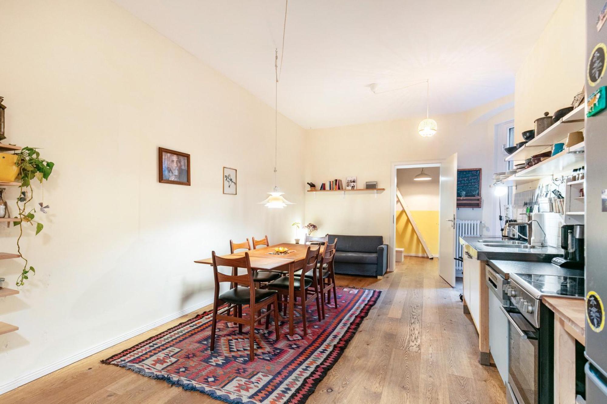 Apartment Schoene Dreizimmerwohnung *