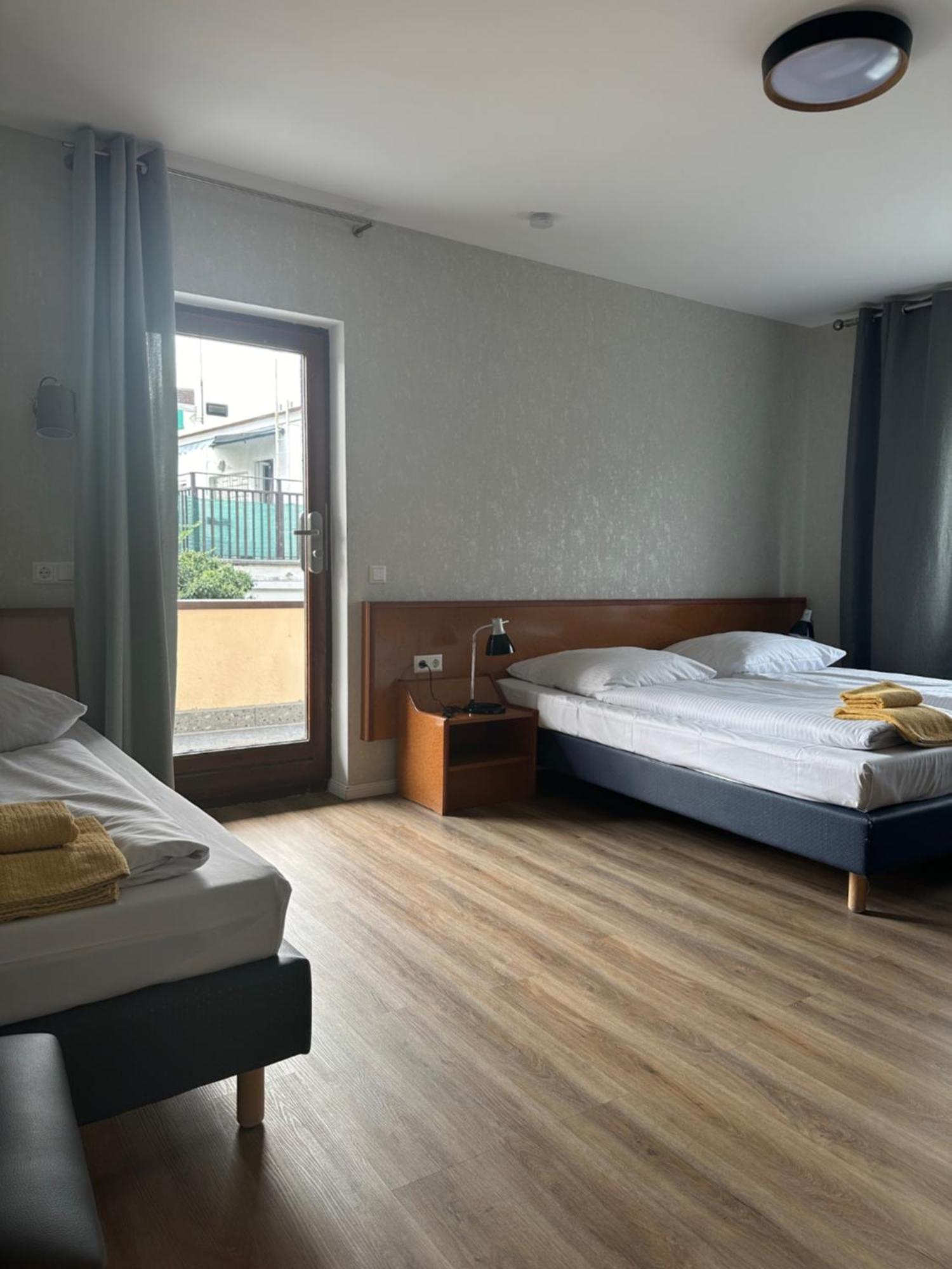 Pirol Hotel *