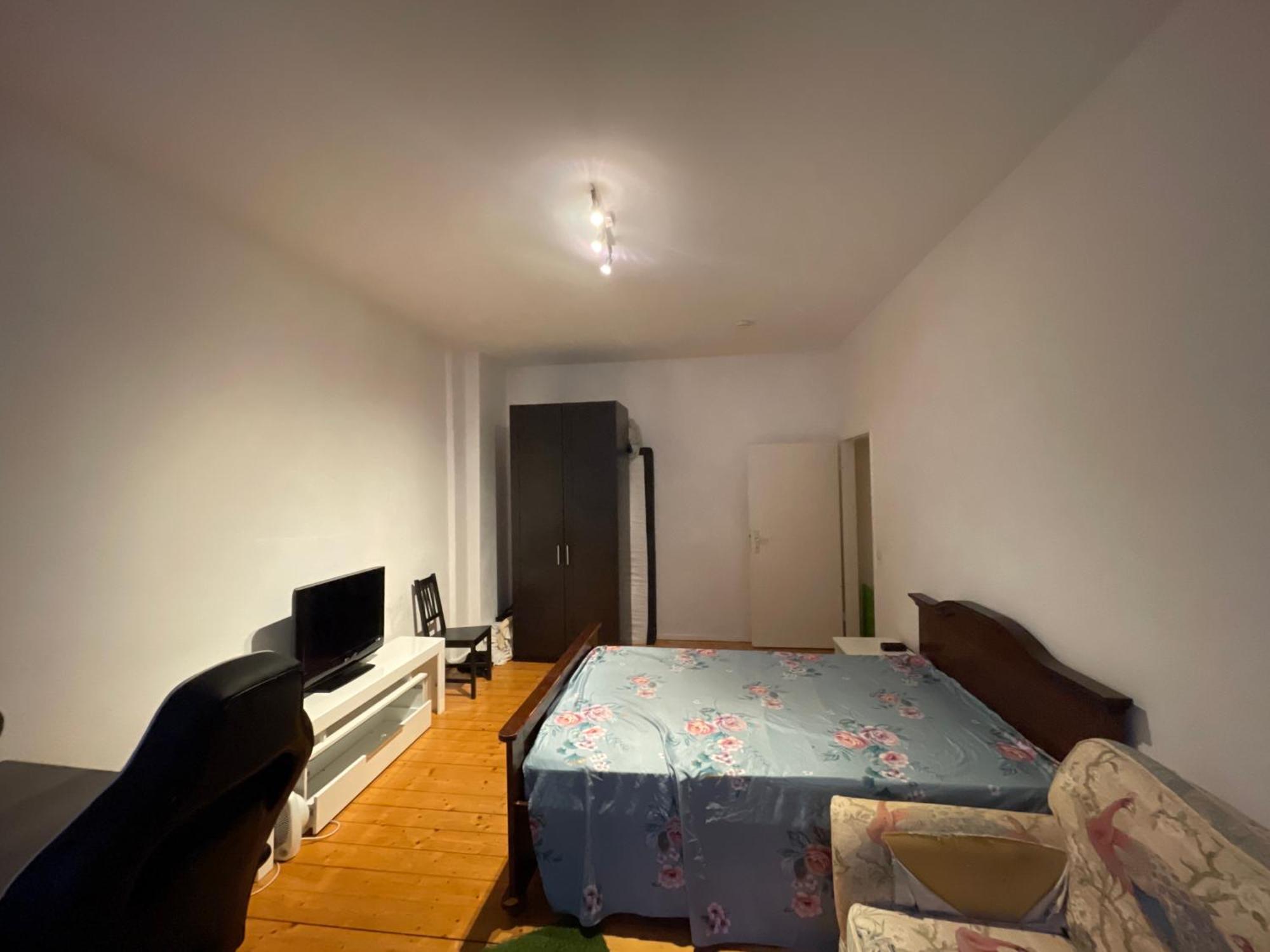 Apartment 1 *