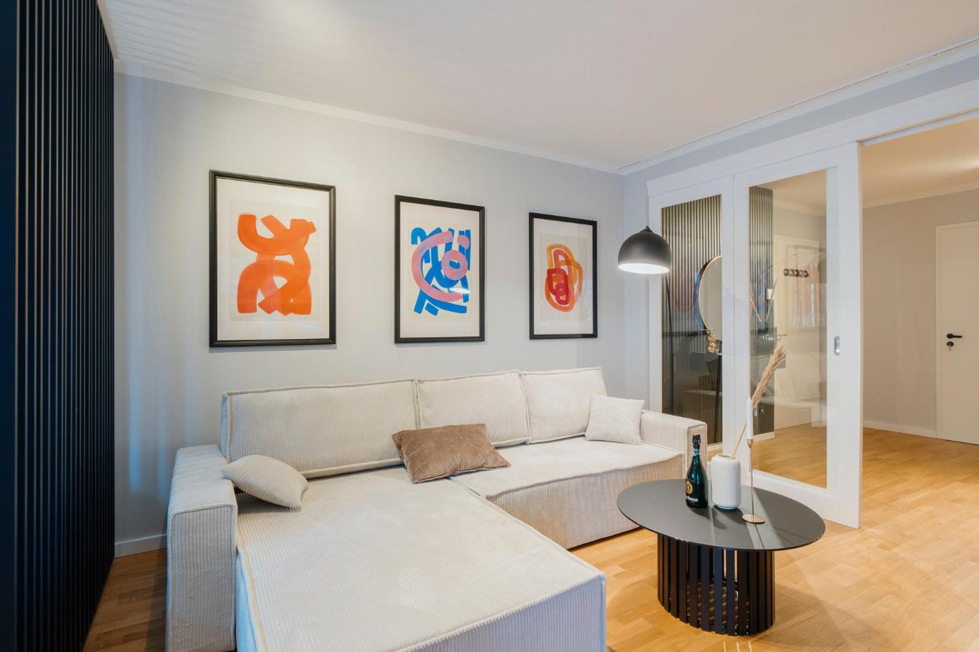 Apartment Luxurious 105m2 Penthouse In Prime Location 4 Bedroms & Balcony