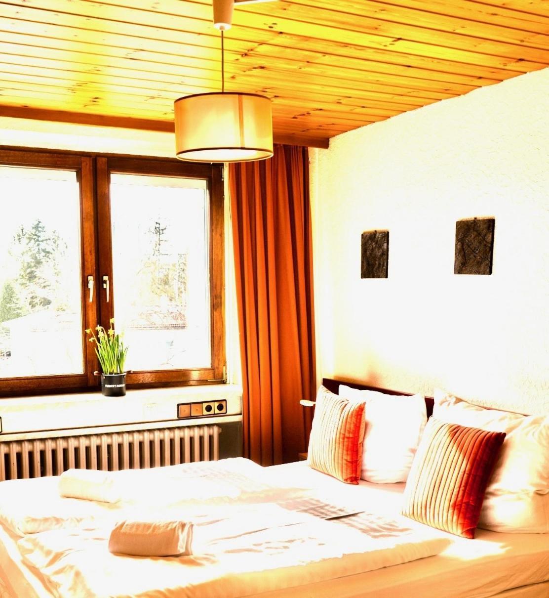 Nest Hotel 2*