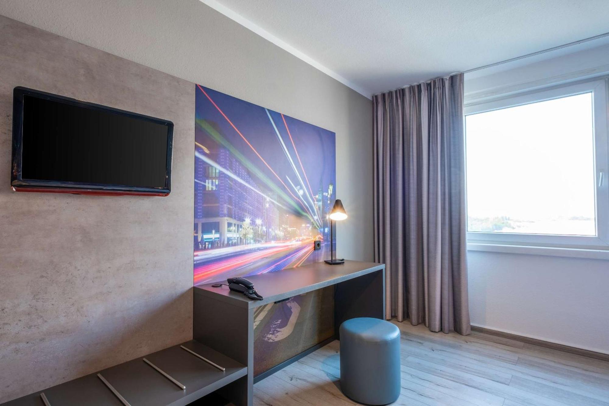 Lichtenberg 3* Berlin
