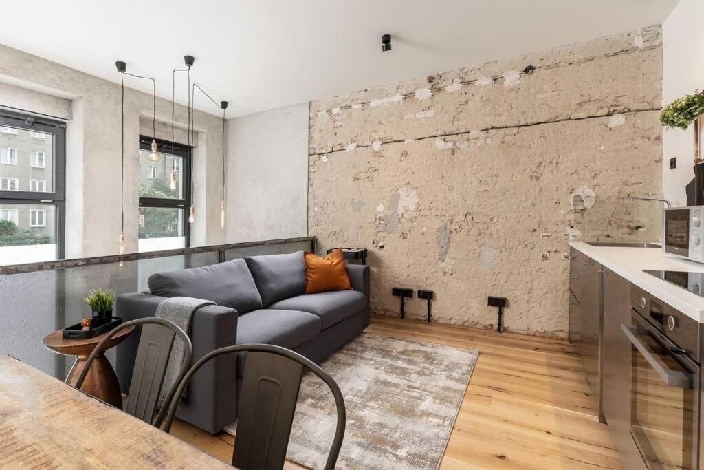Coolest In Berlin, Easy Check-in, Industrial Style, Near Center - Maisonette #2 Apartment