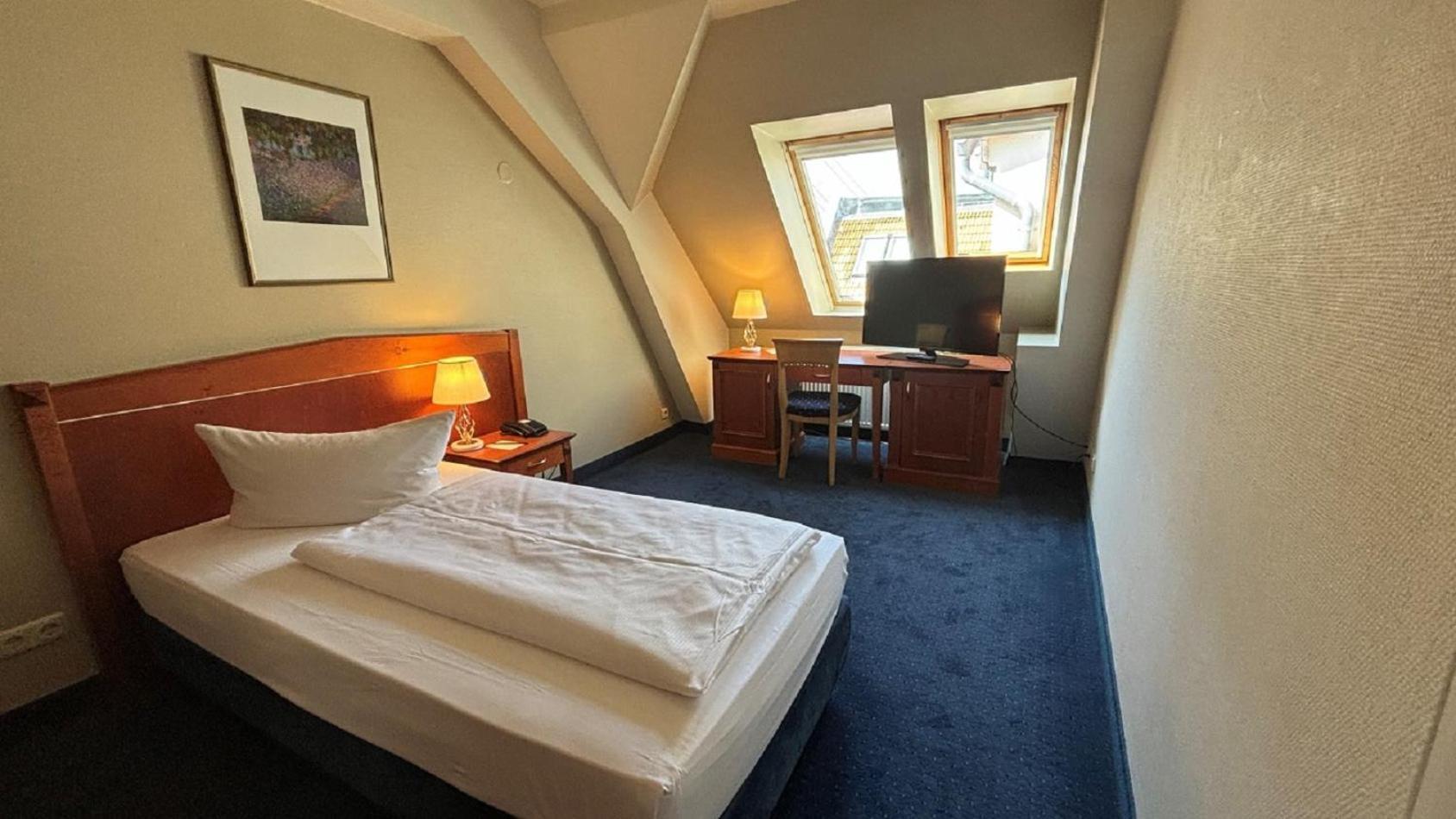 Wyndham Garden Mitte Hotel 4*