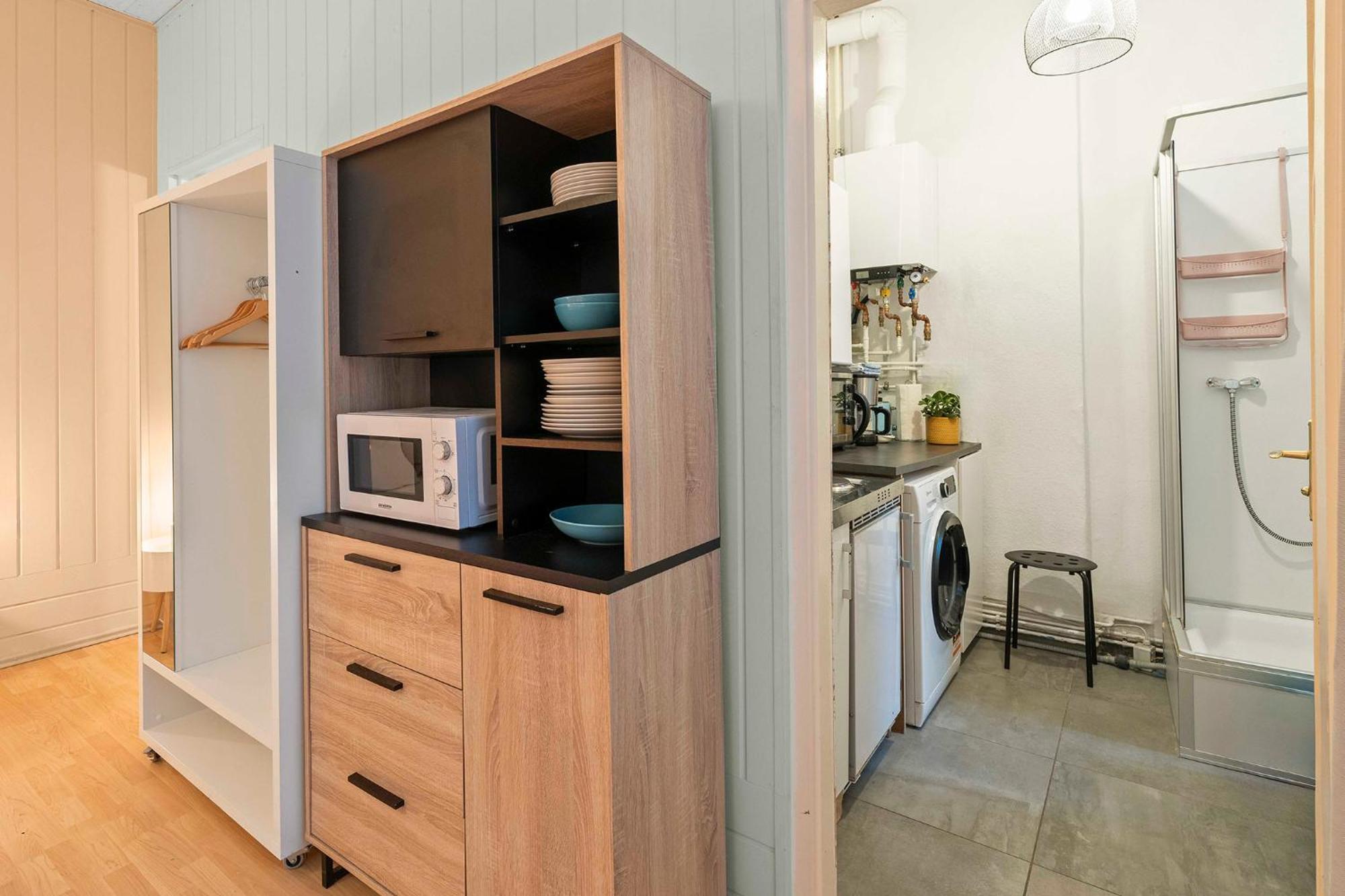 Apartment 33 H S-bahn Schoenhauser Allee *