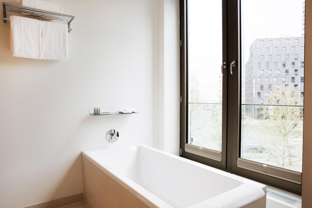 Cosmo Mitte 4*