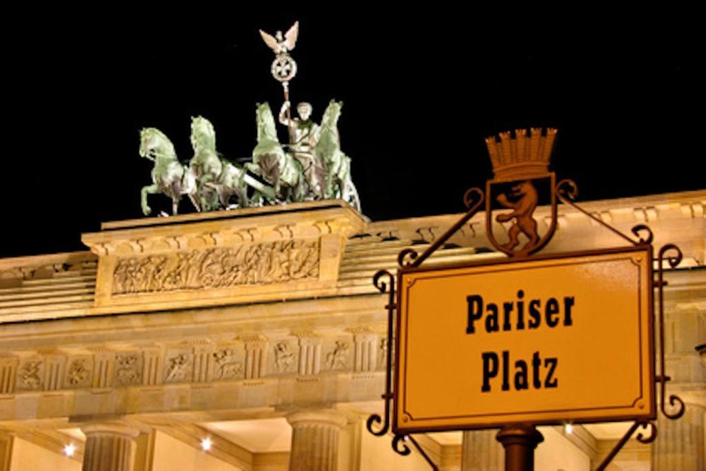 Lebensquelle Am Checkpoint Charlie Hotel