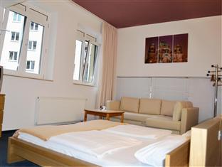 Midi Parkhotel Mitte Guest house 3*