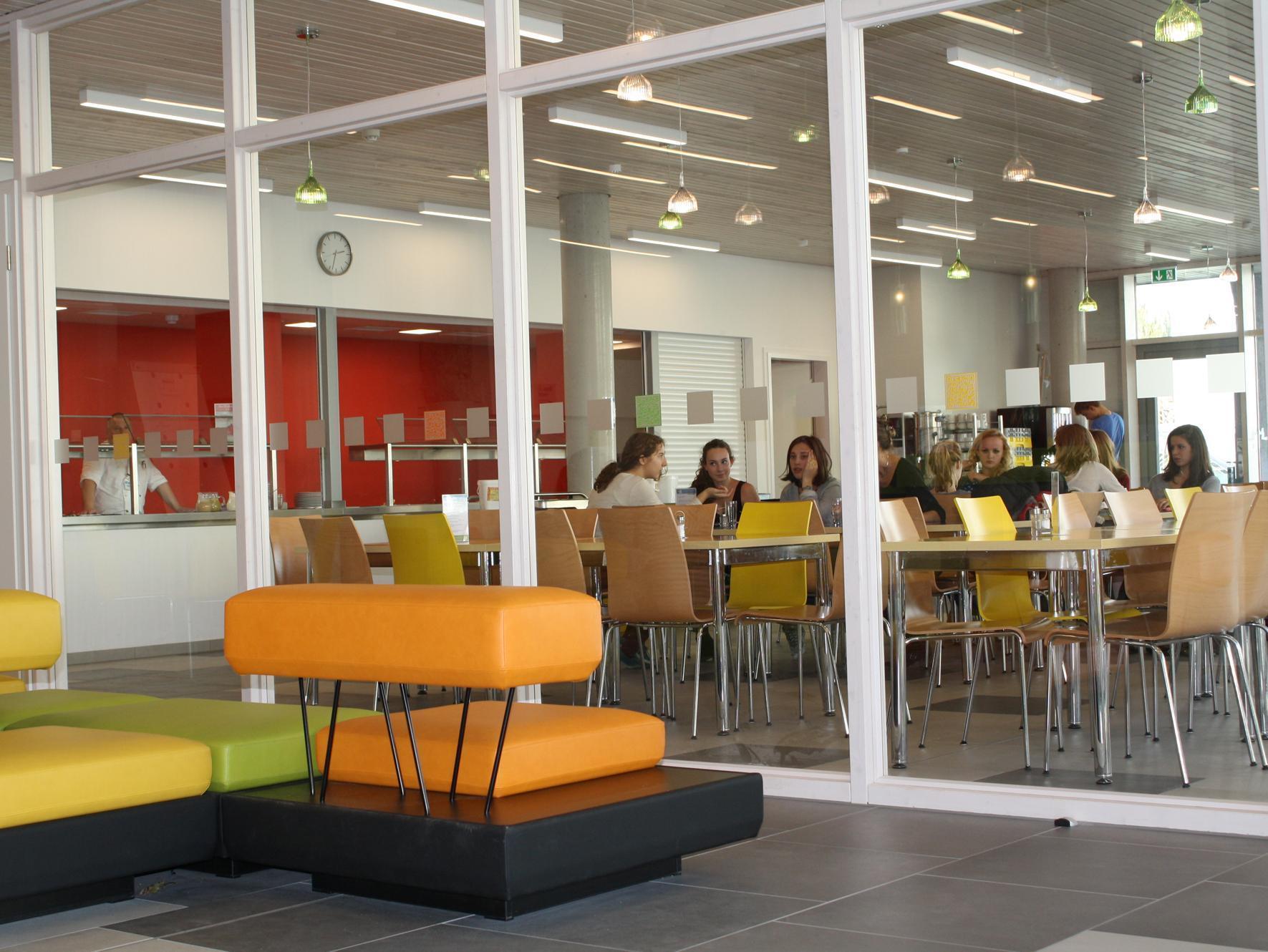 Albergue Martas Gaestehaeuser Hauptbahnhof *