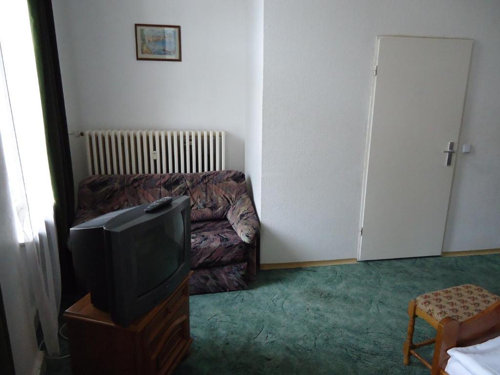 Hotel-pension Insel Rugen Guest house