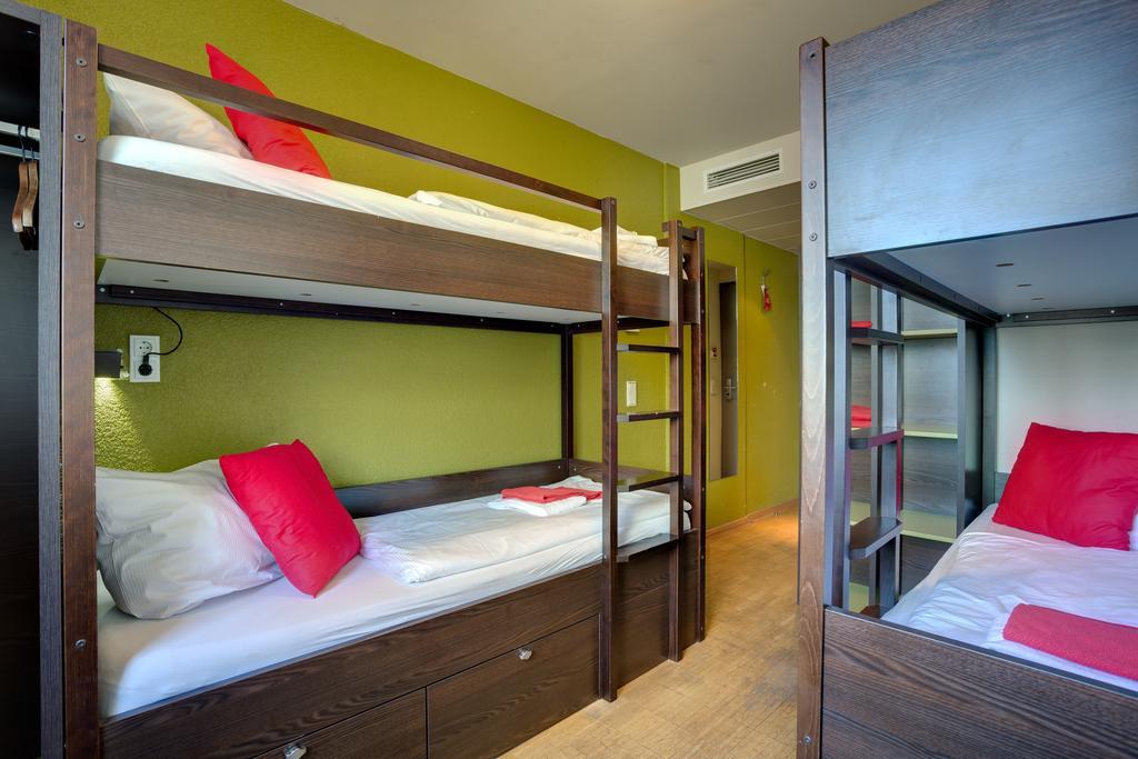 Meininger Hauptbahnhof Hotel 3*