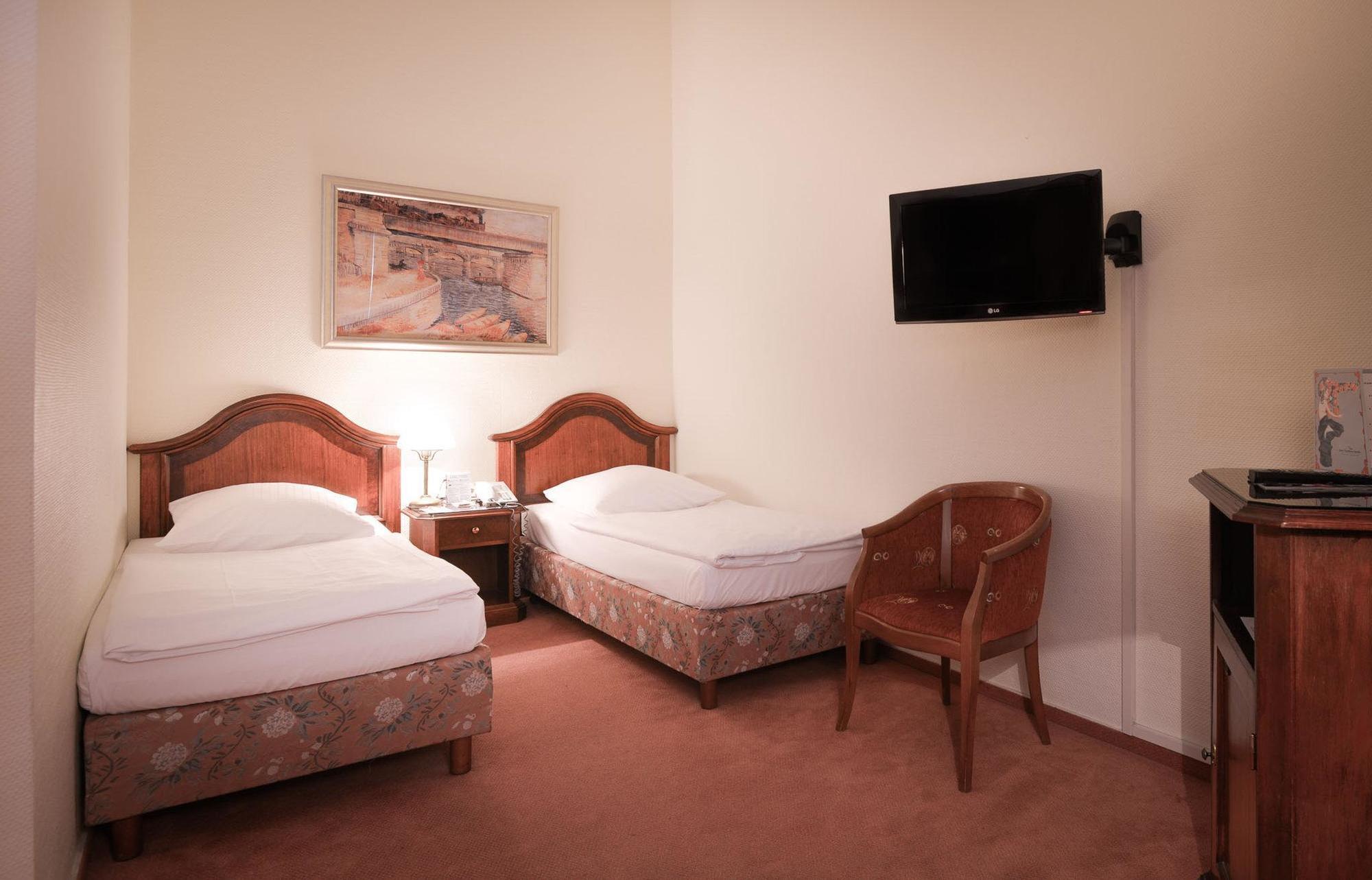 Hotel Henri Kurfuerstendamm 4*