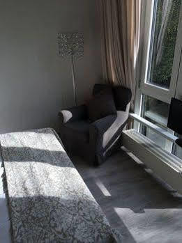 Midi Parkhotel Mitte Guest house
