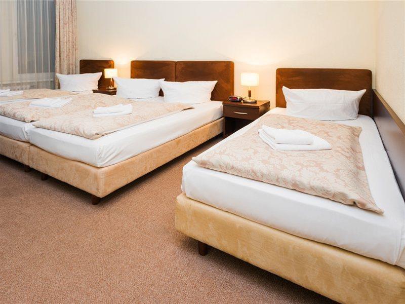 Hotel Upper Kurfuerstendamm 3*