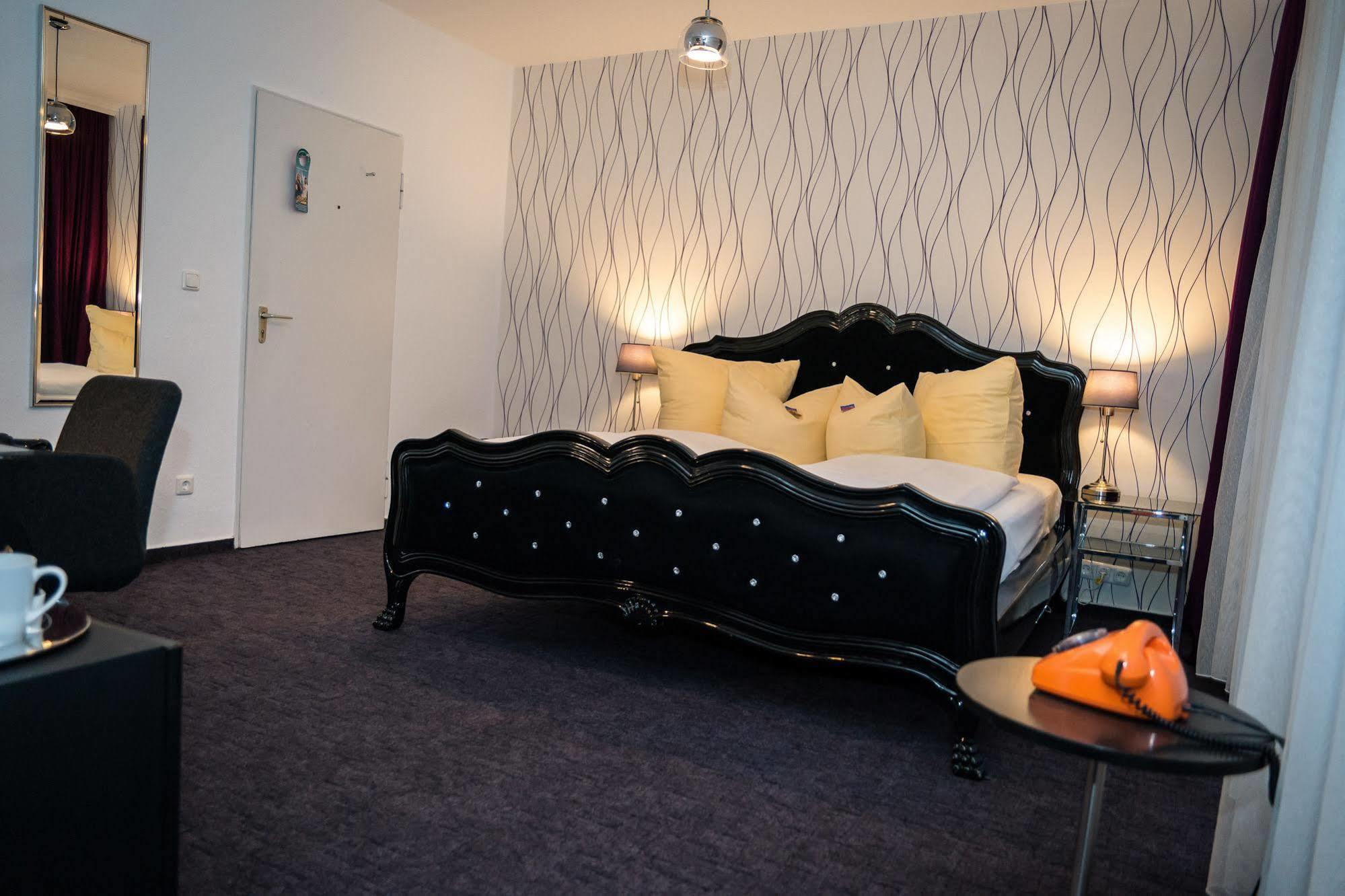 Hotel Les Nations 3*