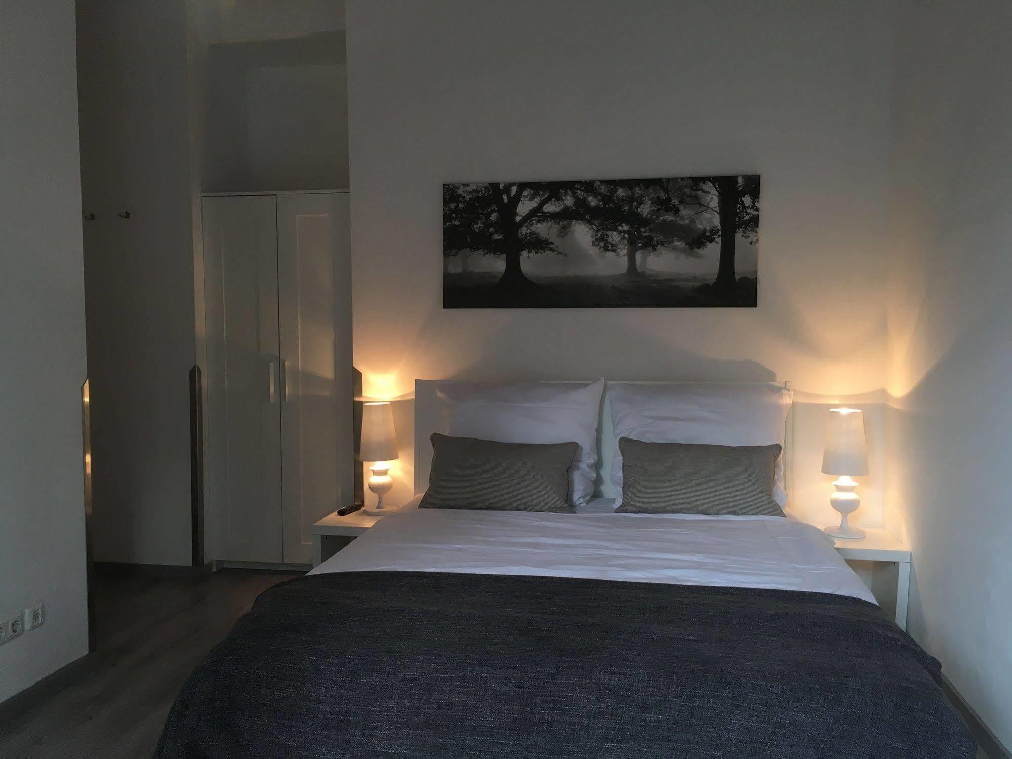 Midi Parkhotel Mitte Guest house 3*