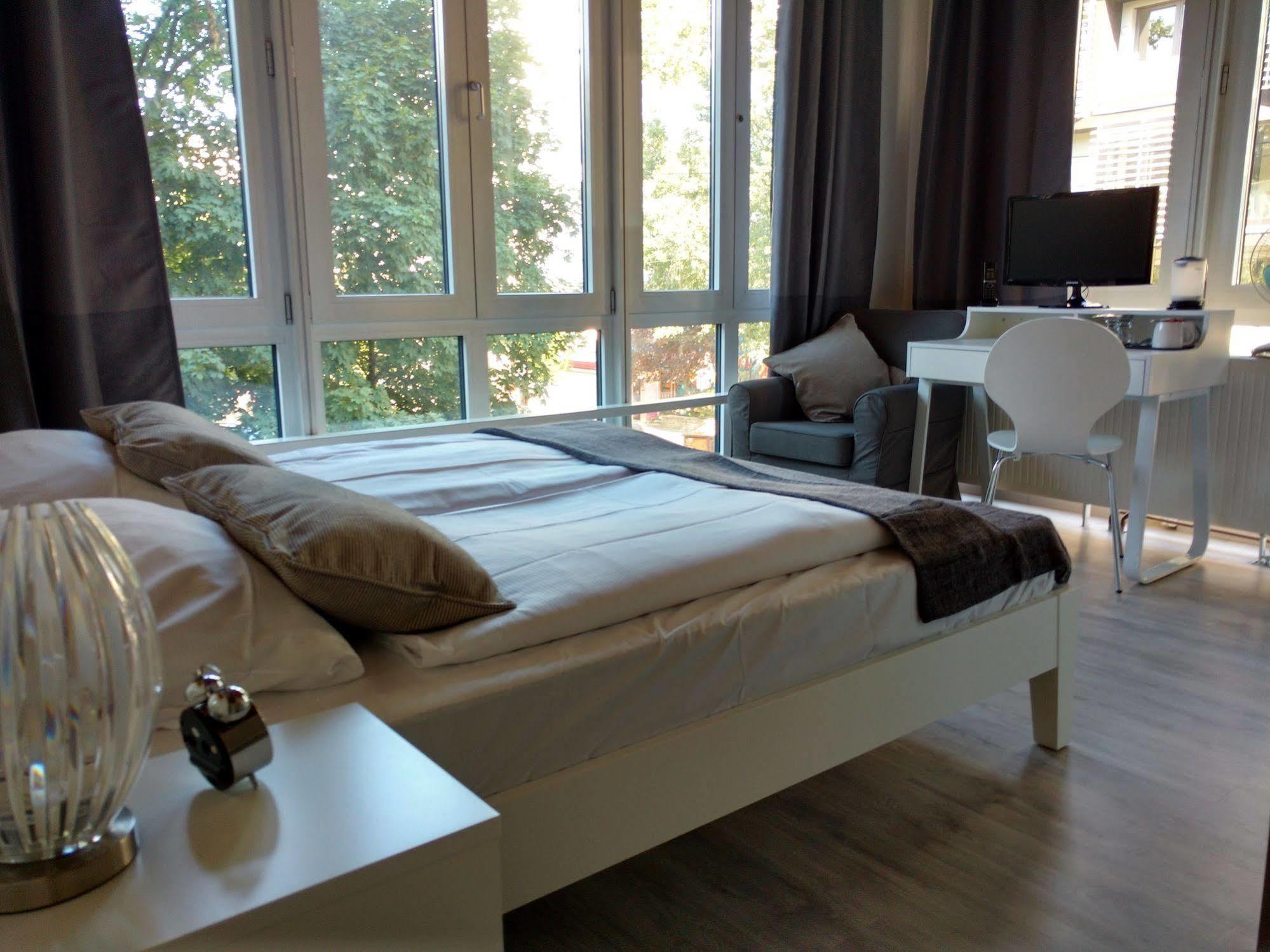Midi Parkhotel Mitte Guest house 3*