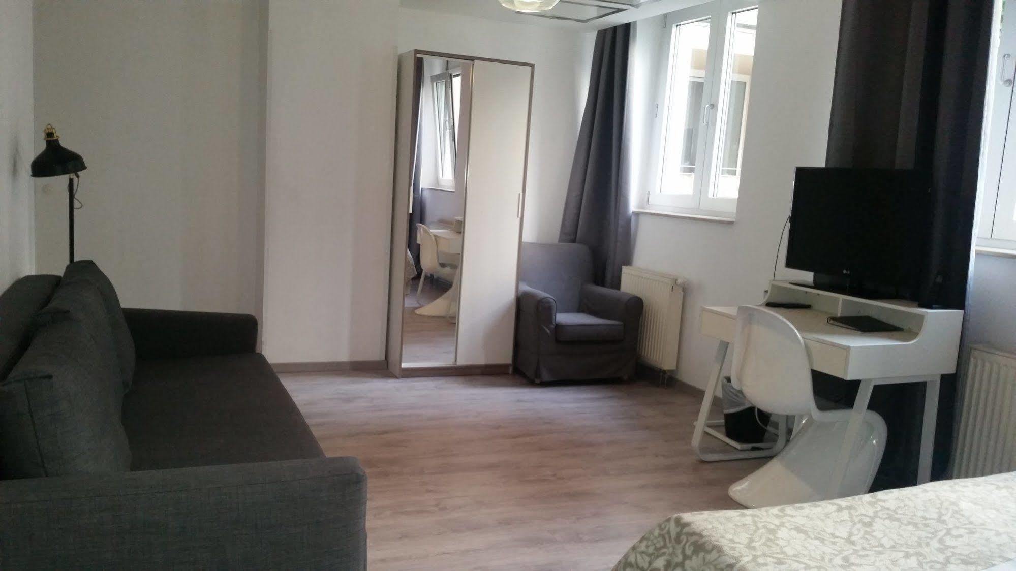 Midi Parkhotel Mitte Guest house 3*