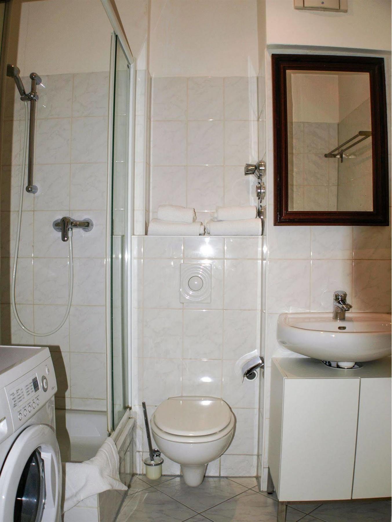 Midi Parkhotel Mitte Guest house 3*