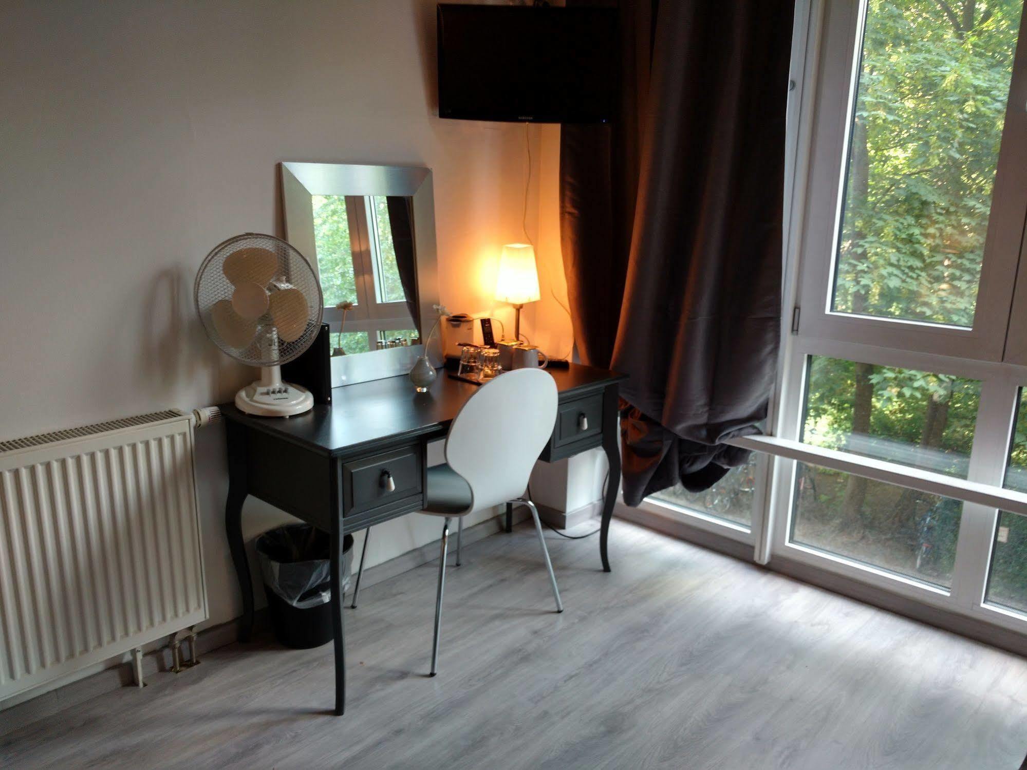 Guest house Midi Parkhotel Mitte