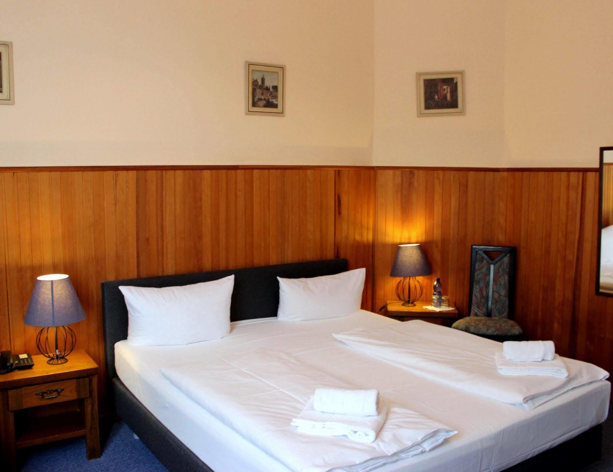 Hotel-pension Rheingold Am Kurfuerstendamm