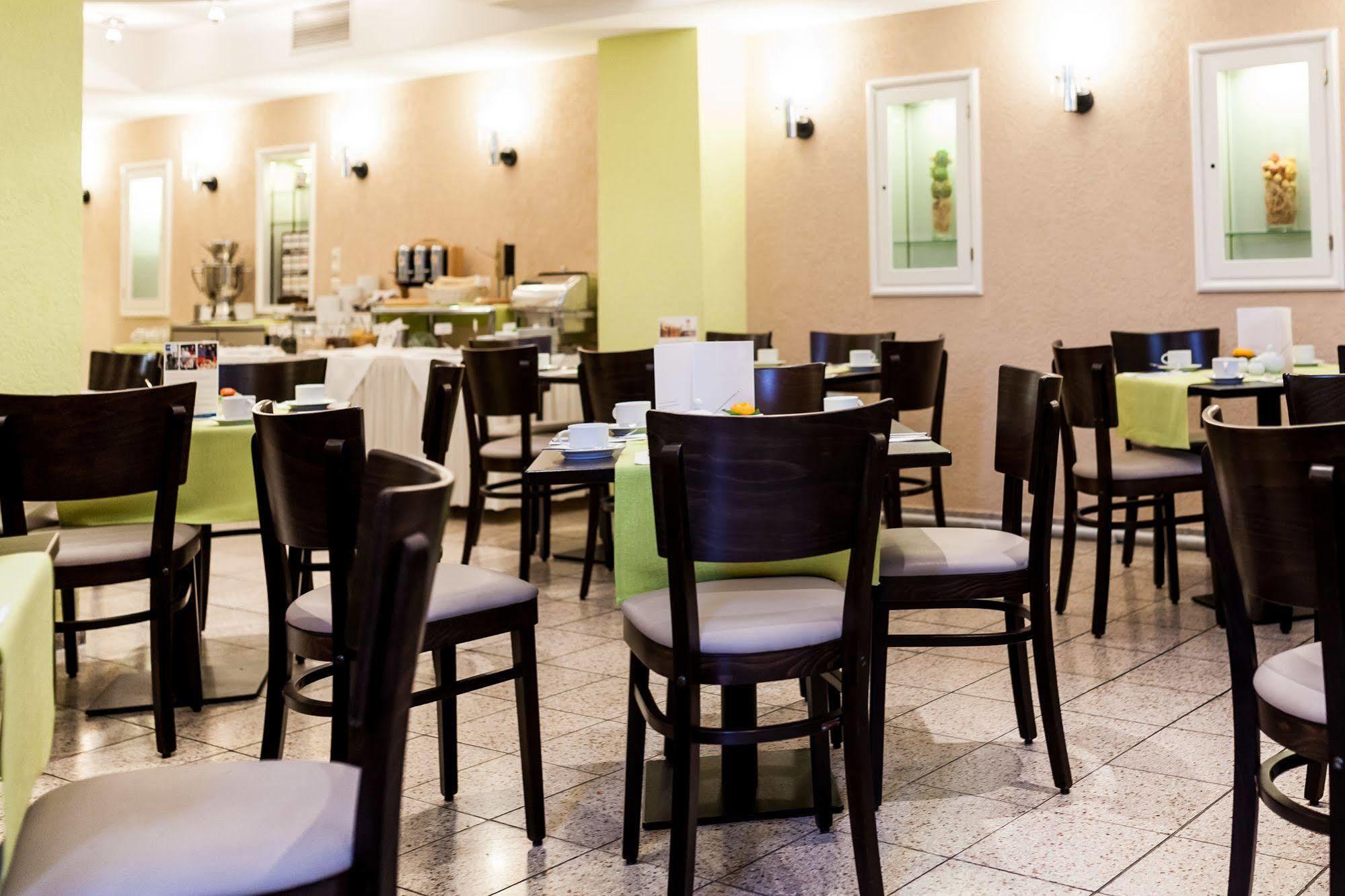 Hotel Martas Allegra 3*