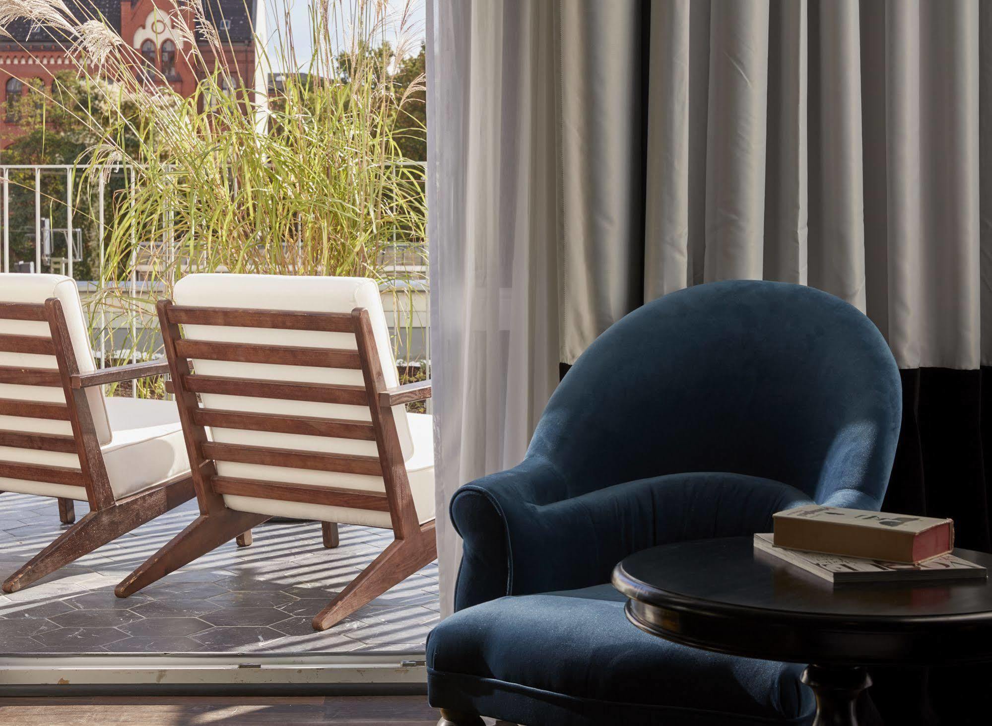 Sir Savigny Hotel, Part Of Sircle Collection Hotel