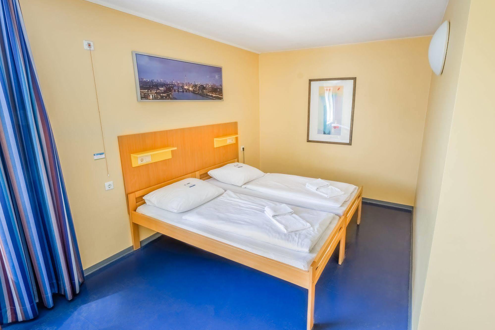 Albergue Martas Gaestehaeuser Hauptbahnhof Berlim
