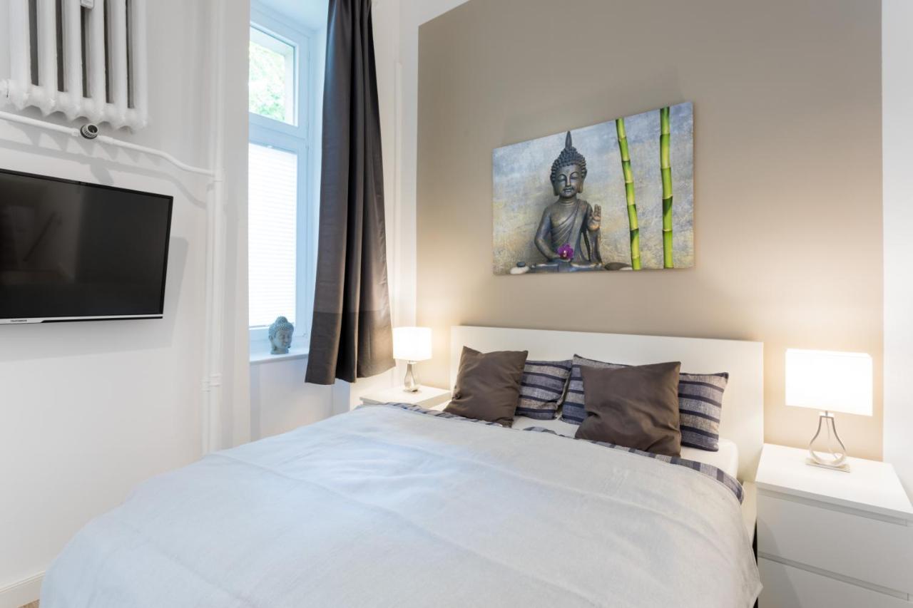 The Duesseldorfer, 1 Bedroom 1 Living Up To 4 People Apartment *