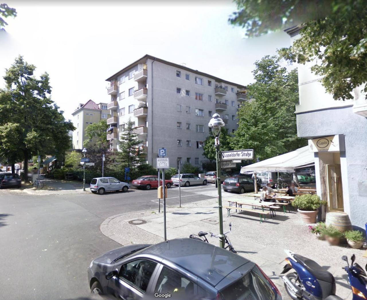 The Duesseldorfer, 1 Bedroom 1 Living Up To 4 People Apartment Berlin