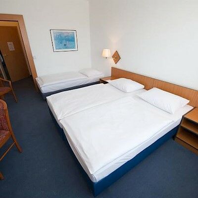 Good Morning + East Hotel Berlin