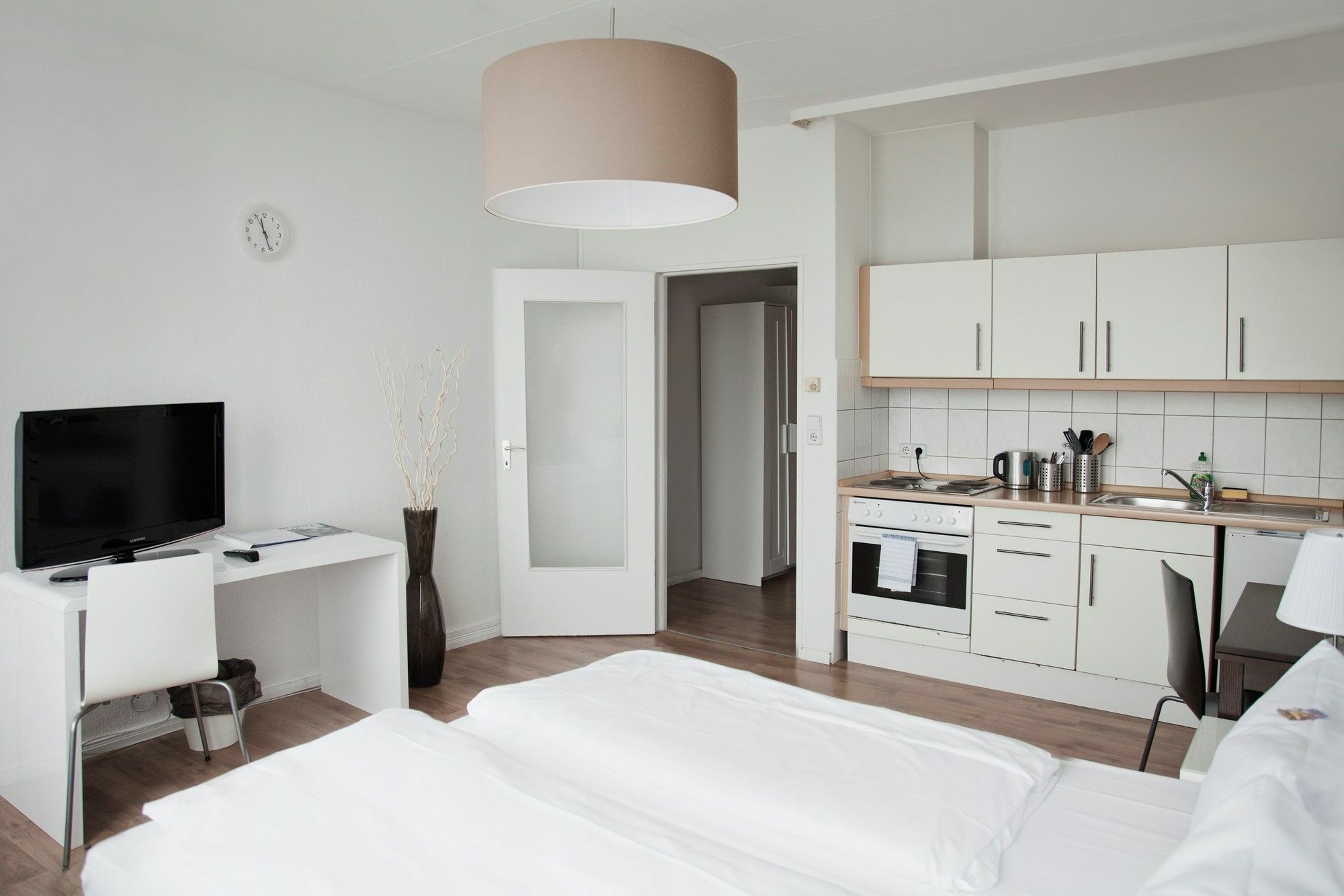 Apartment K26 *