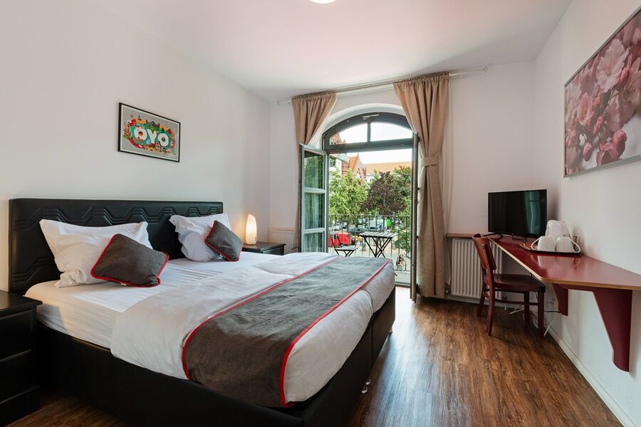 Oyo Matzbach Hotel