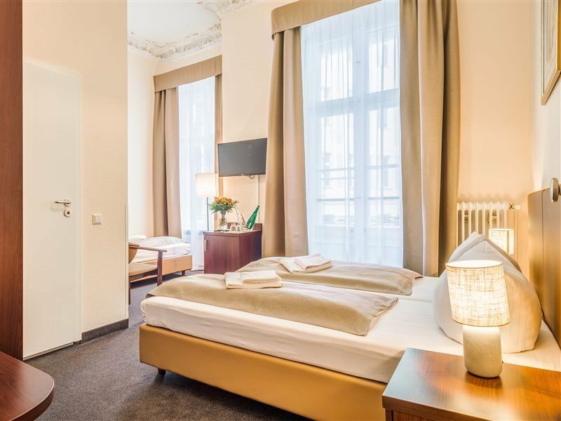 Hotel Upper Kurfuerstendamm 3*