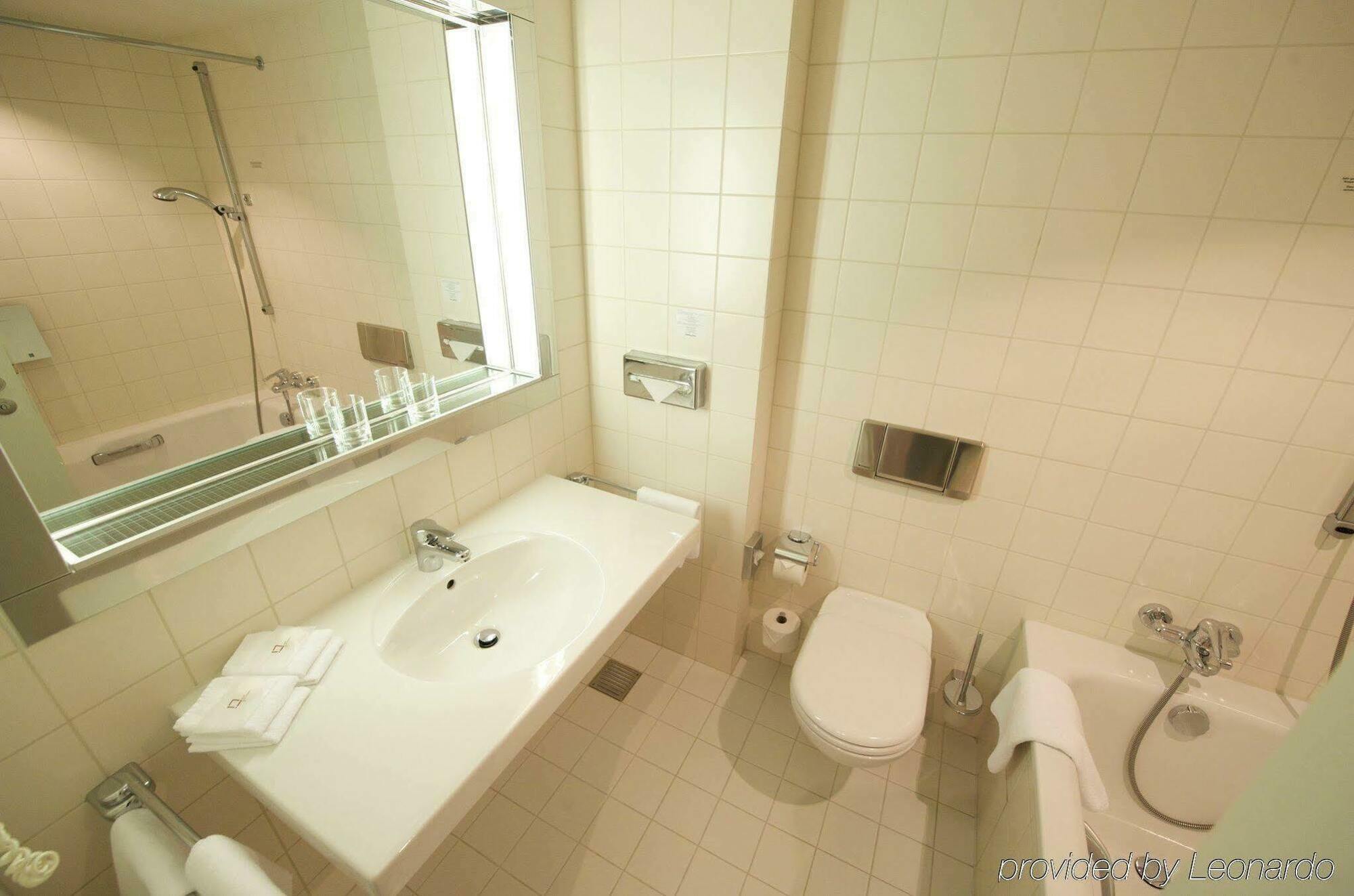 Hotel Holiday City-west By Ihg Berlin