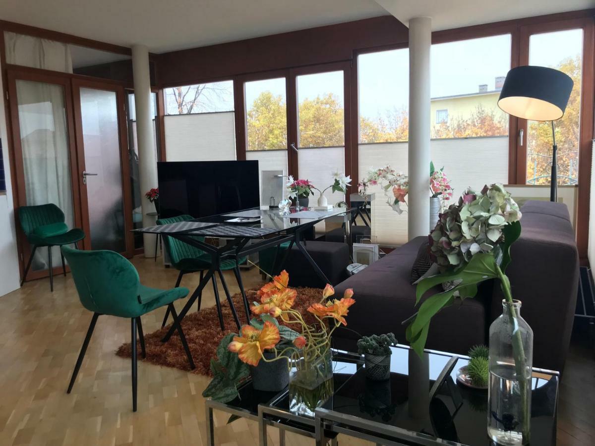 Apartment 31 Wittelsbacherstrasse Berlin