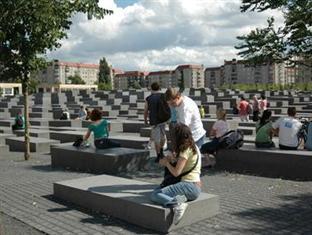 Hotel Lebensquelle Am Checkpoint Charlie 3*