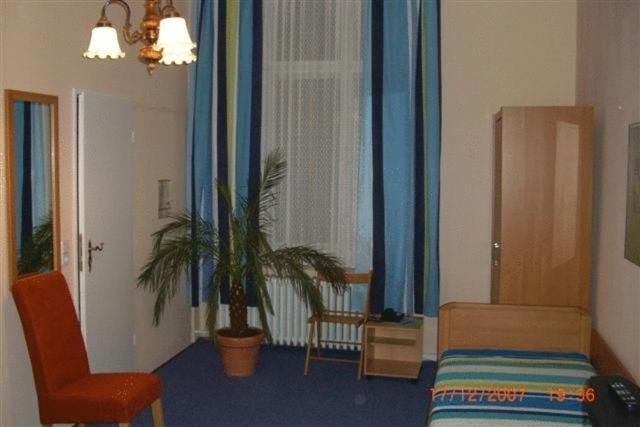 Hotel-pension Rheingold Am Kurfuerstendamm 2*